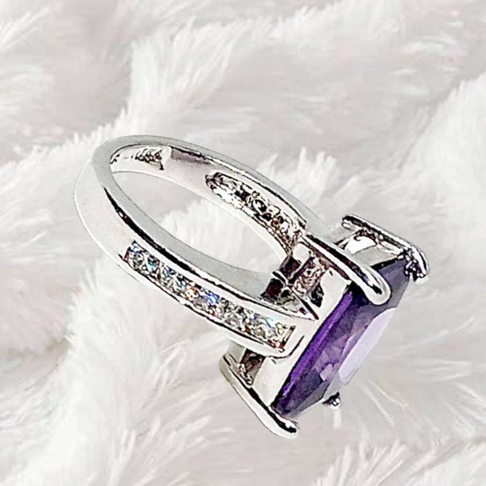 Emerald Cut Purple CZ Stone Solitaire Sterling Silver Ring. Size 6. NWOT
